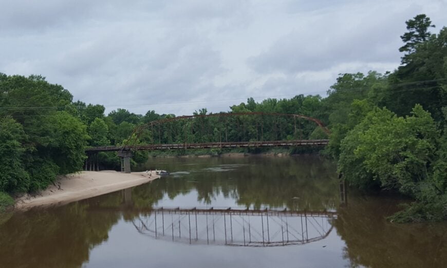 The current image has no alternative text. The file name is: Leaf_River_Bridge_Greene_County_MS.jpg