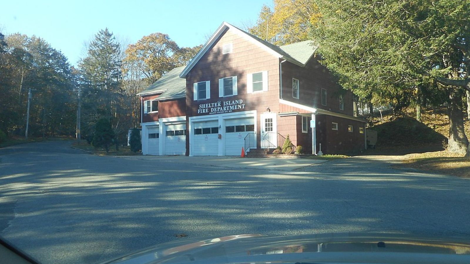 Shelter Island Town Image