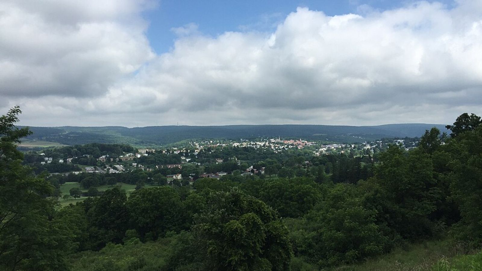 Frostburg Town Image