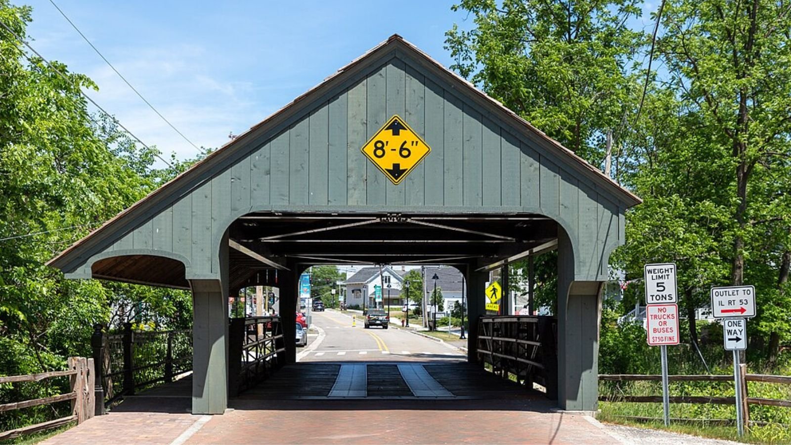 Long Grove Town Image