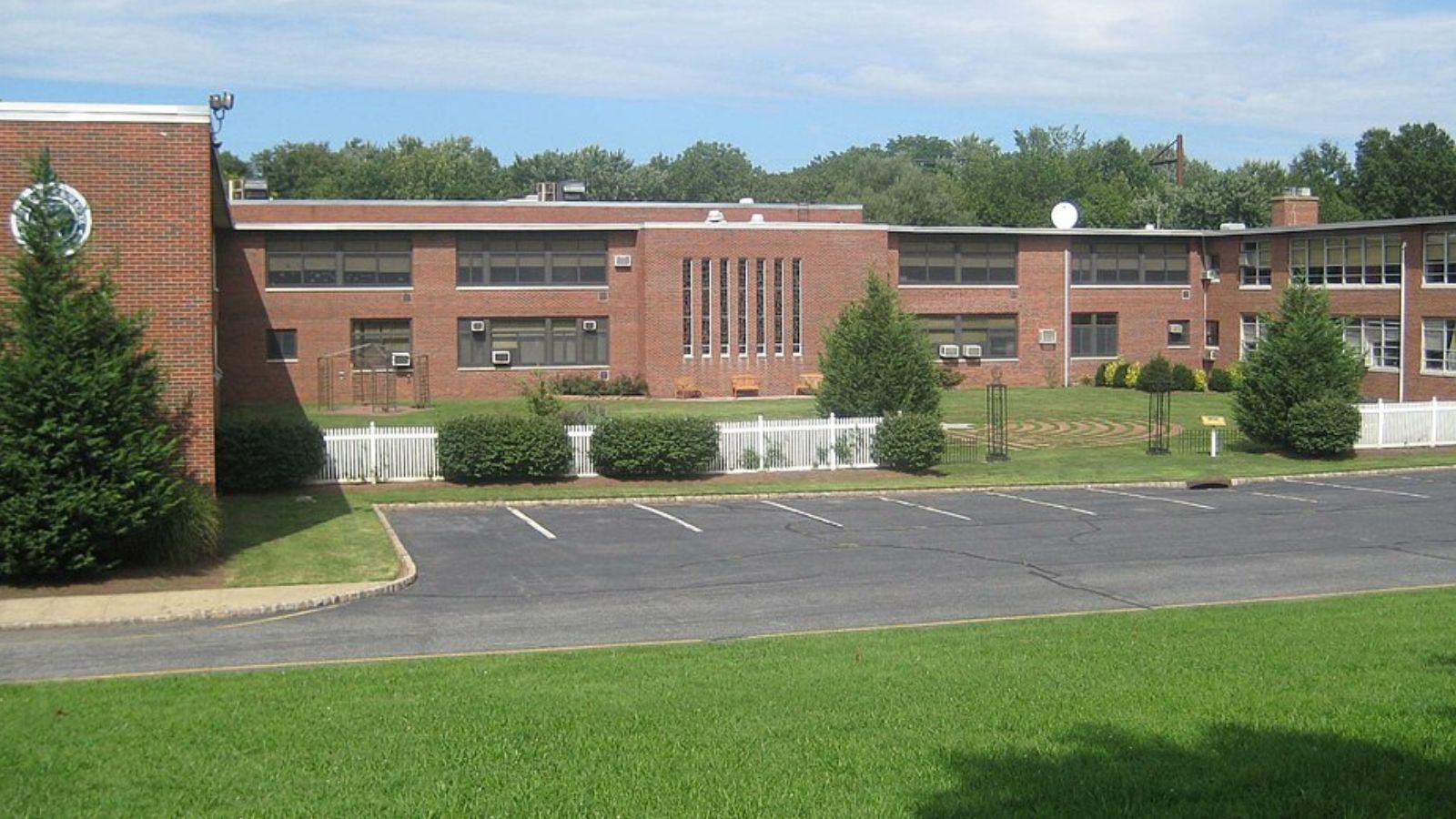 Roselle Town Image