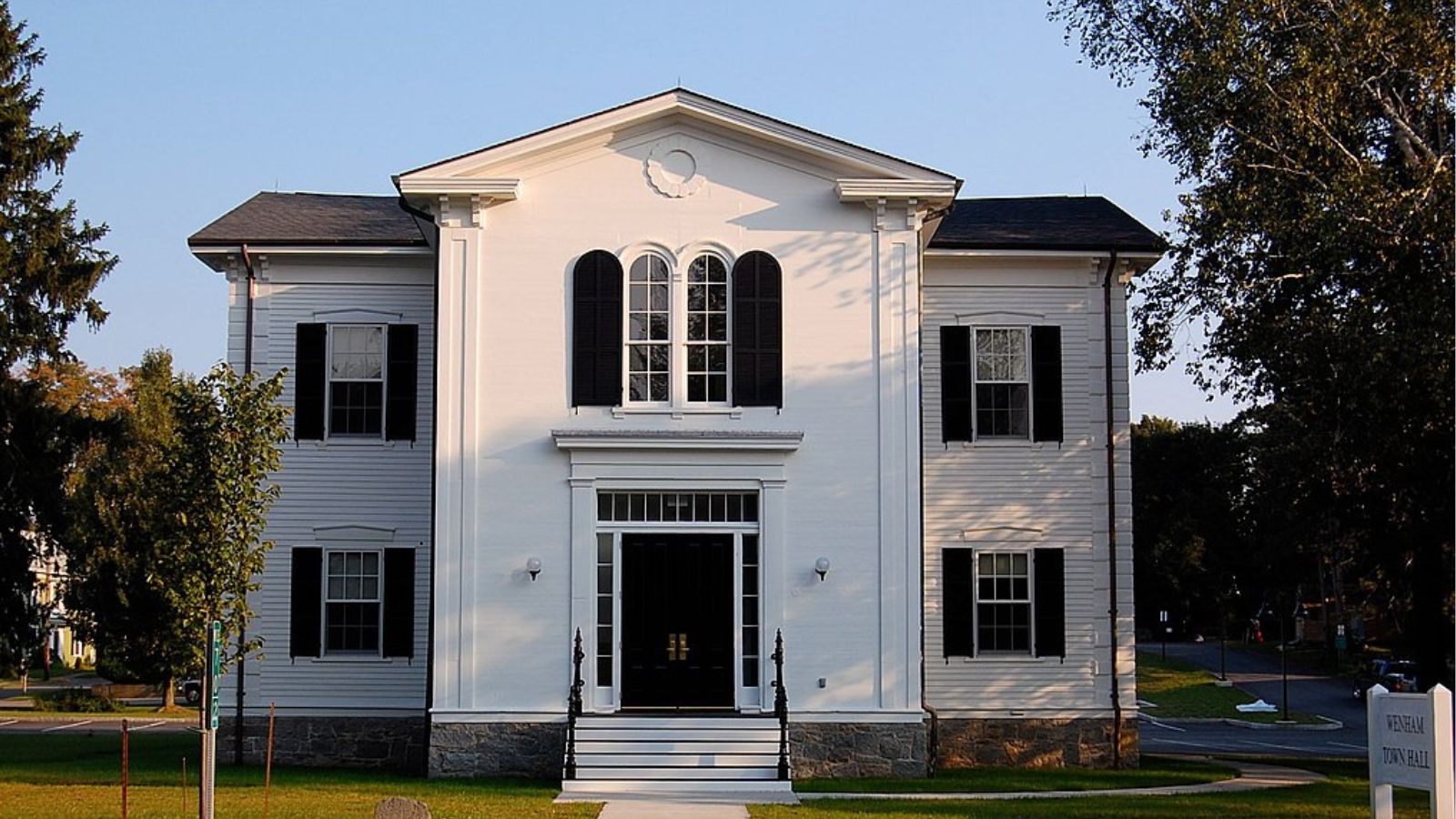 Wenham Town Image