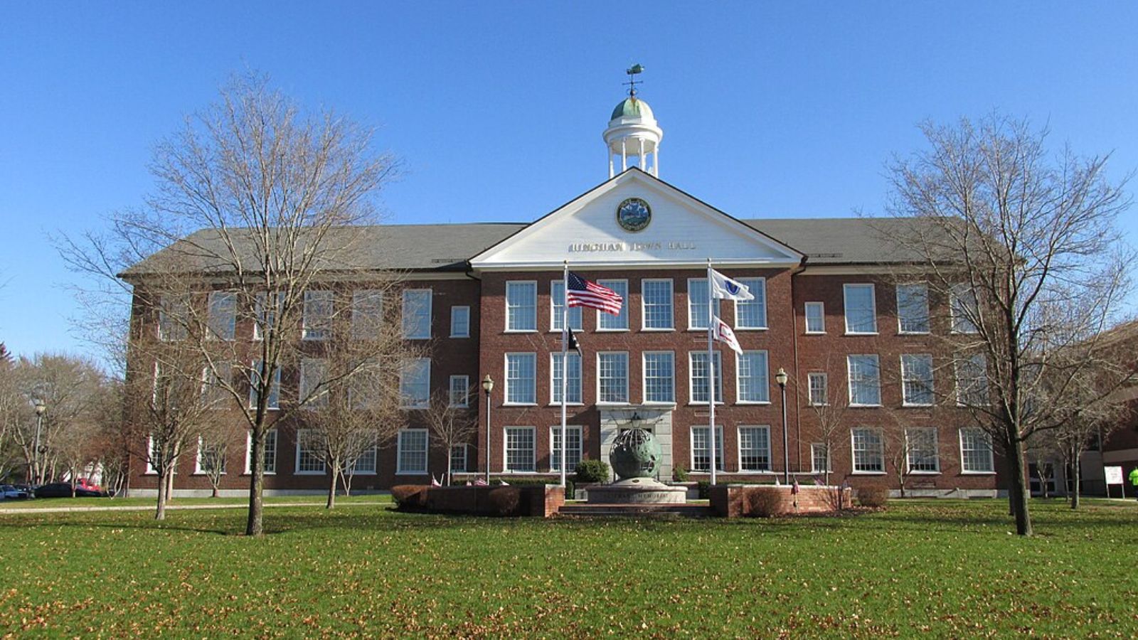 Hingham Town Image