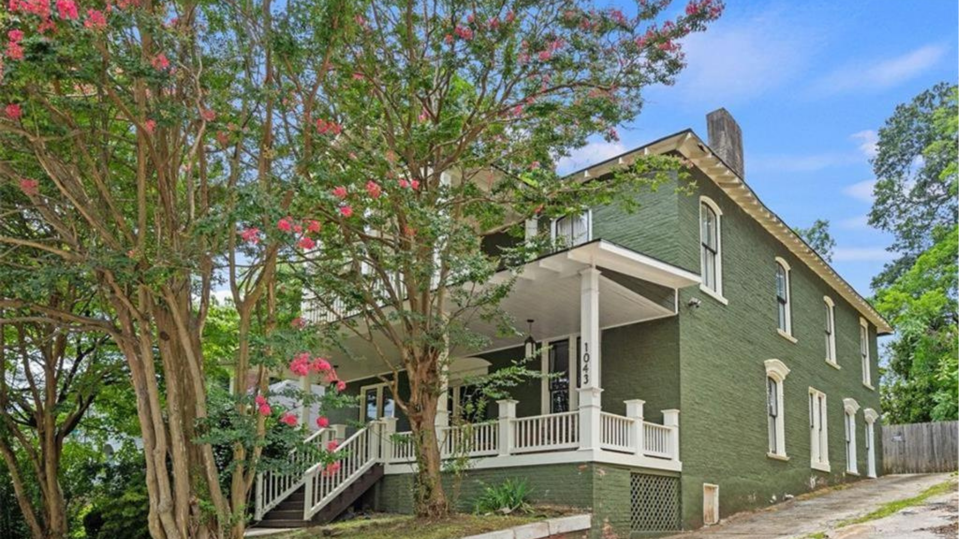 Explore this 4,067 Sq. Ft. Award-Winning Landmark in Atlanta, Georgia, Featuring Blend of Historic Charm and Modern Luxury