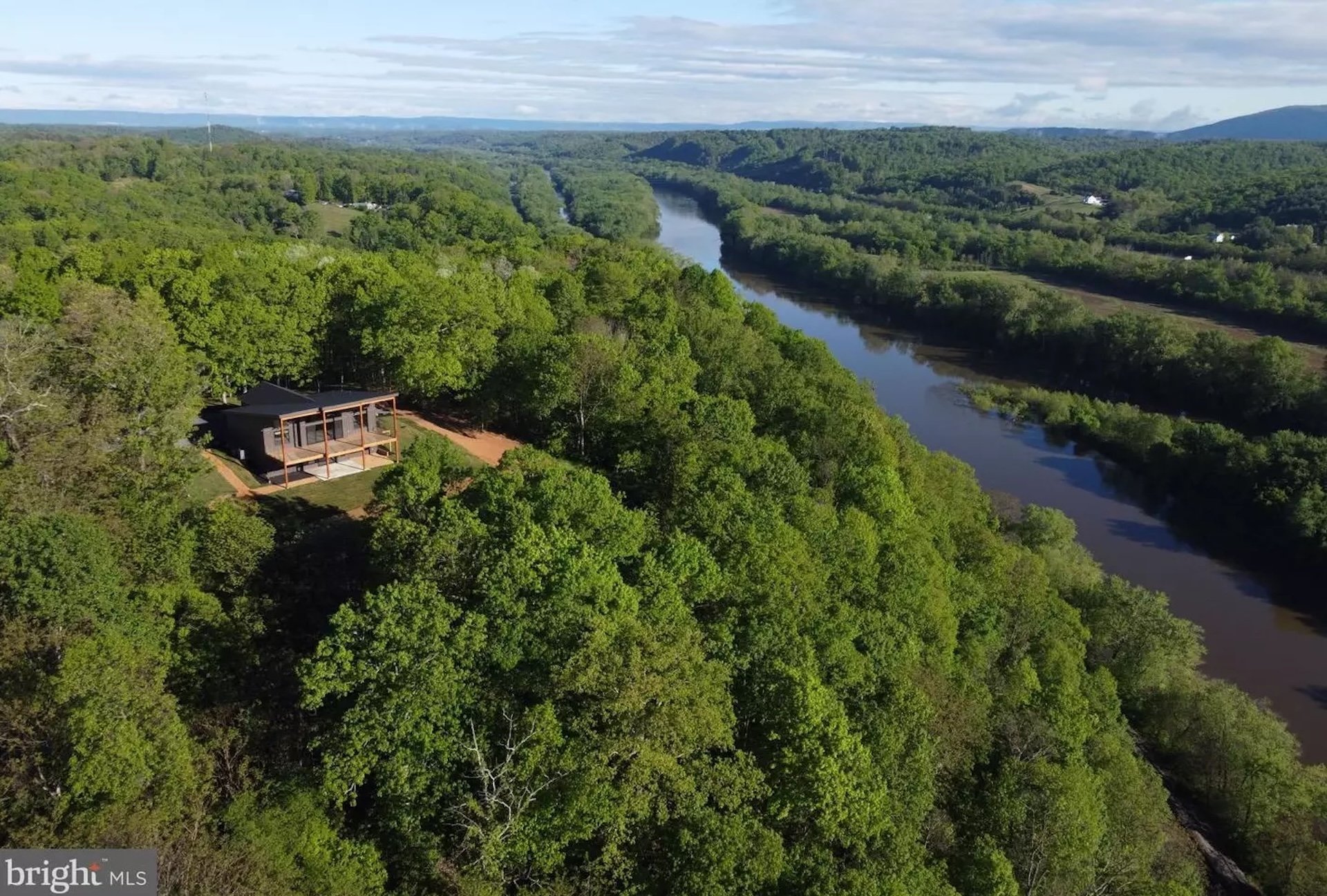 Here’s What $1 Million Will Get You For a House in West Virginia (July 2025 – 10 Properties)