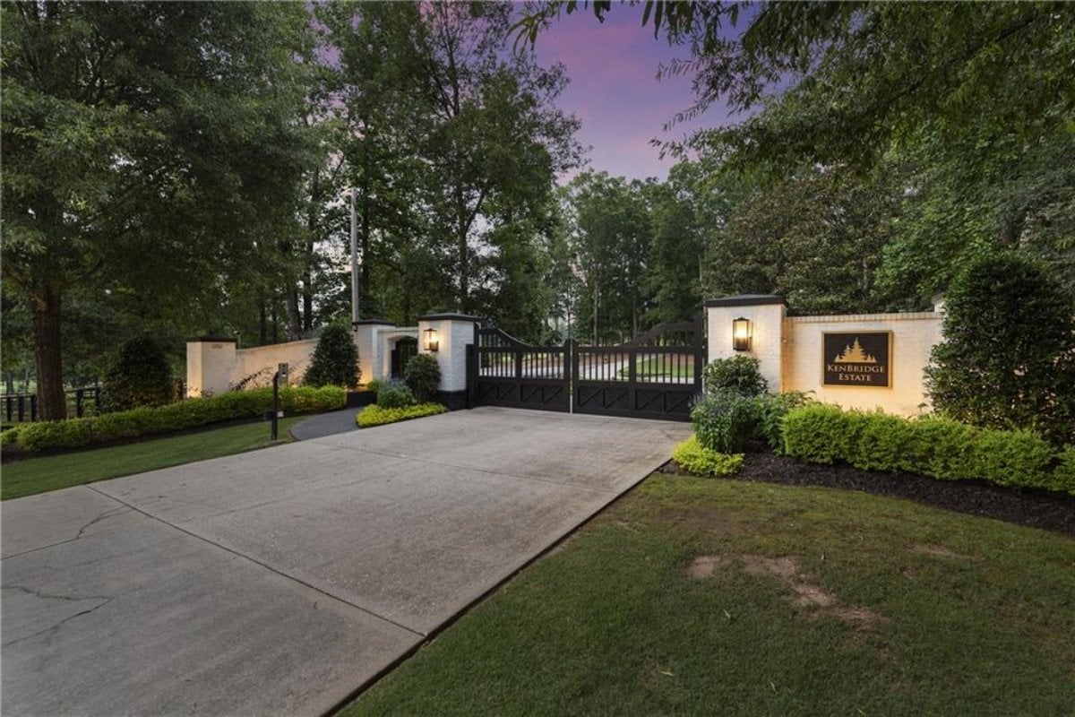 13,878 Sq. Ft. Mansion in Alpharetta, GA ($5,200,000)