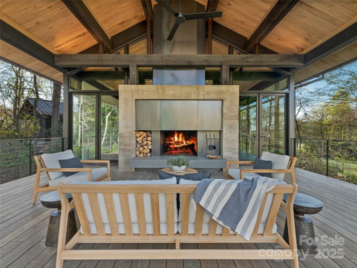 5,896 Sq. Ft. Mansion in Arden, NC ($7,795,000)