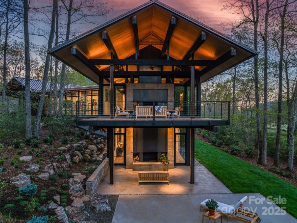 5,896 Sq. Ft. Mansion in Arden, NC ($7,795,000)