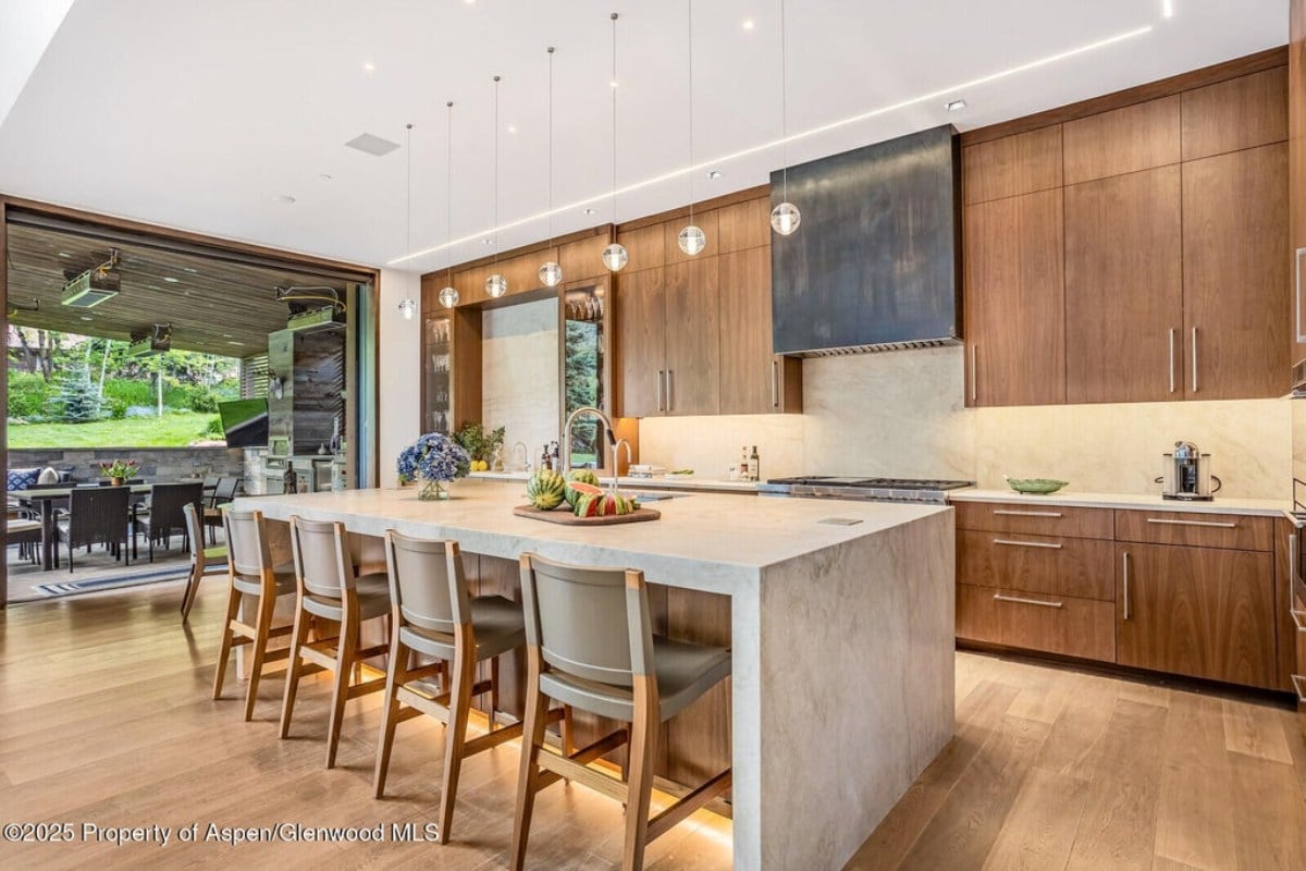 7,169 Sq. Ft. Mansion in Aspen, CO ($27,500,000)