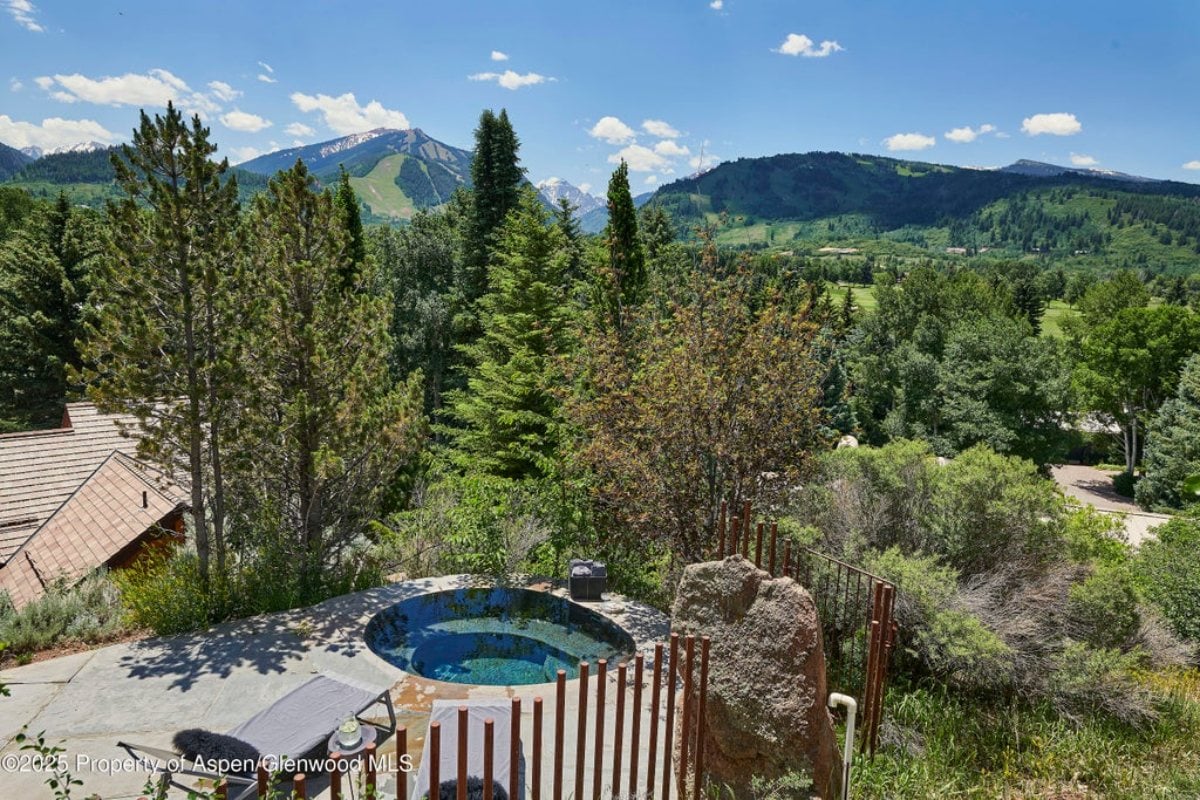 6,031 Sq. Ft. Mansion in Aspen, CO ($15,500,000)