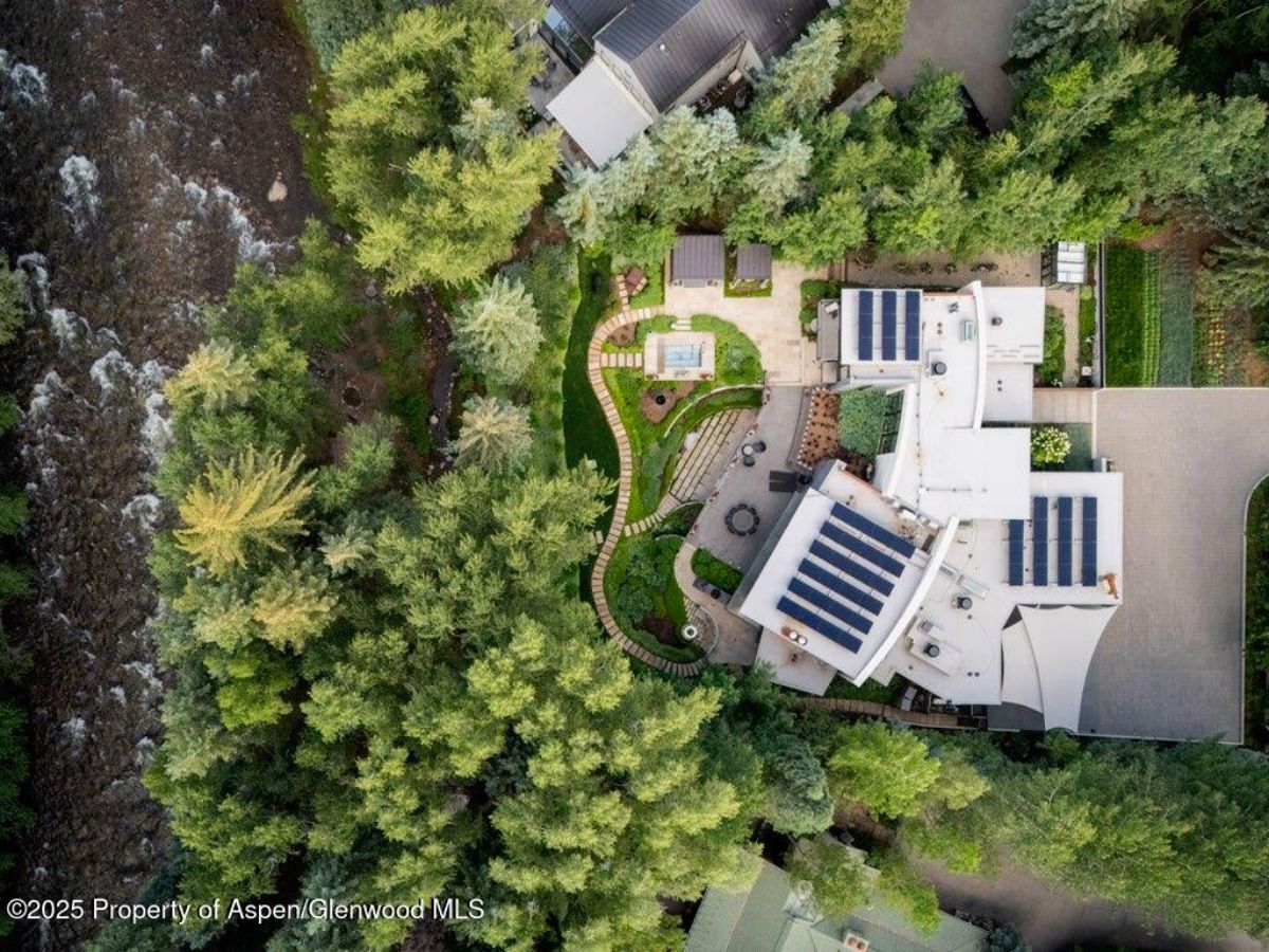 9,737 Sq. Ft. Mansion in Aspen, CO ($58,500,000)
