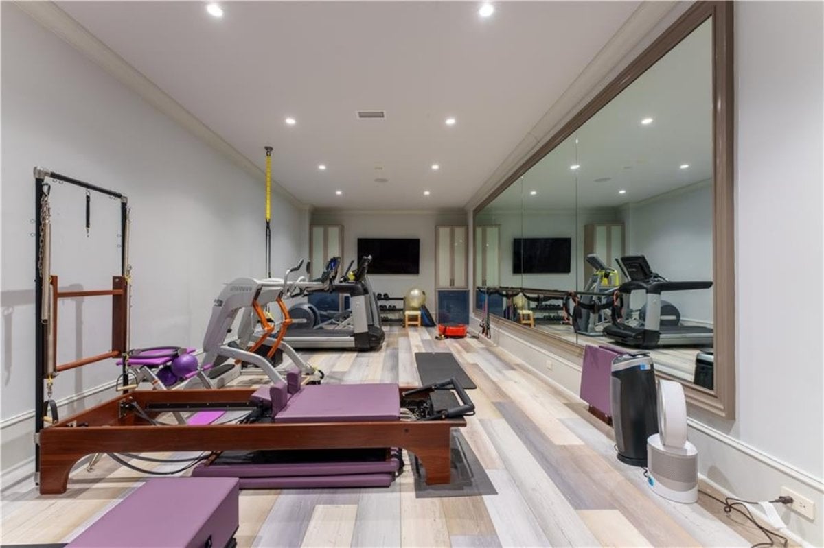 21,314 Sq. Ft. Mansion in Atlanta, GA ($18,000,000)