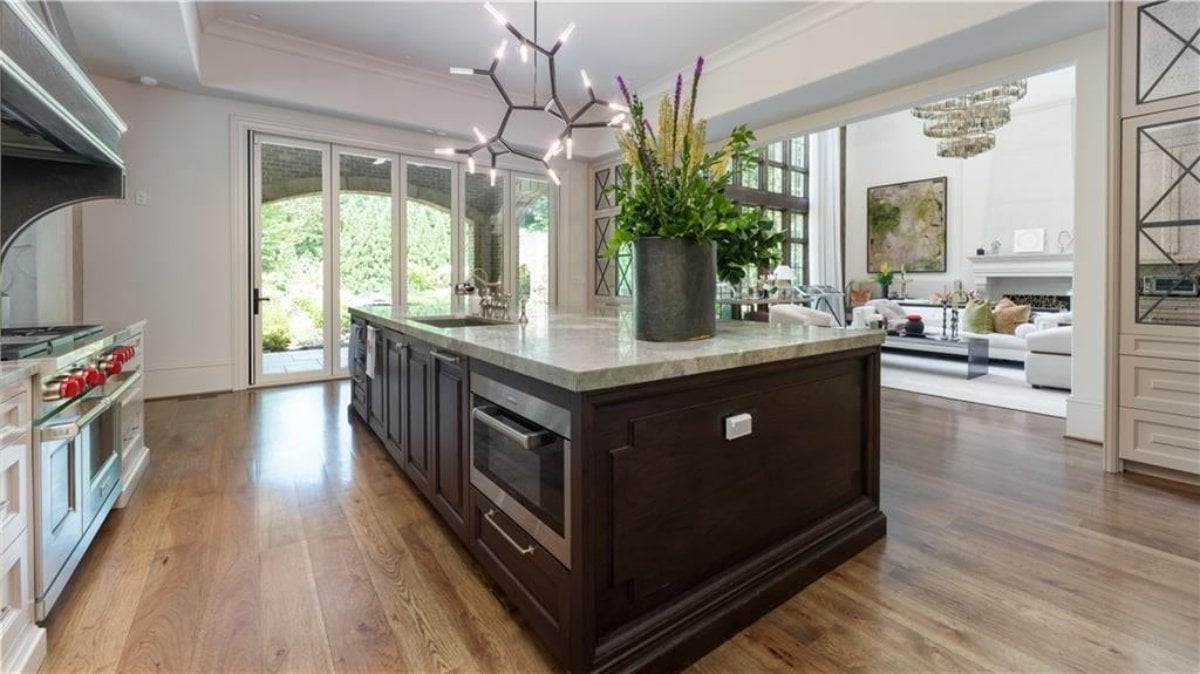 21,314 Sq. Ft. Mansion in Atlanta, GA ($18,000,000)