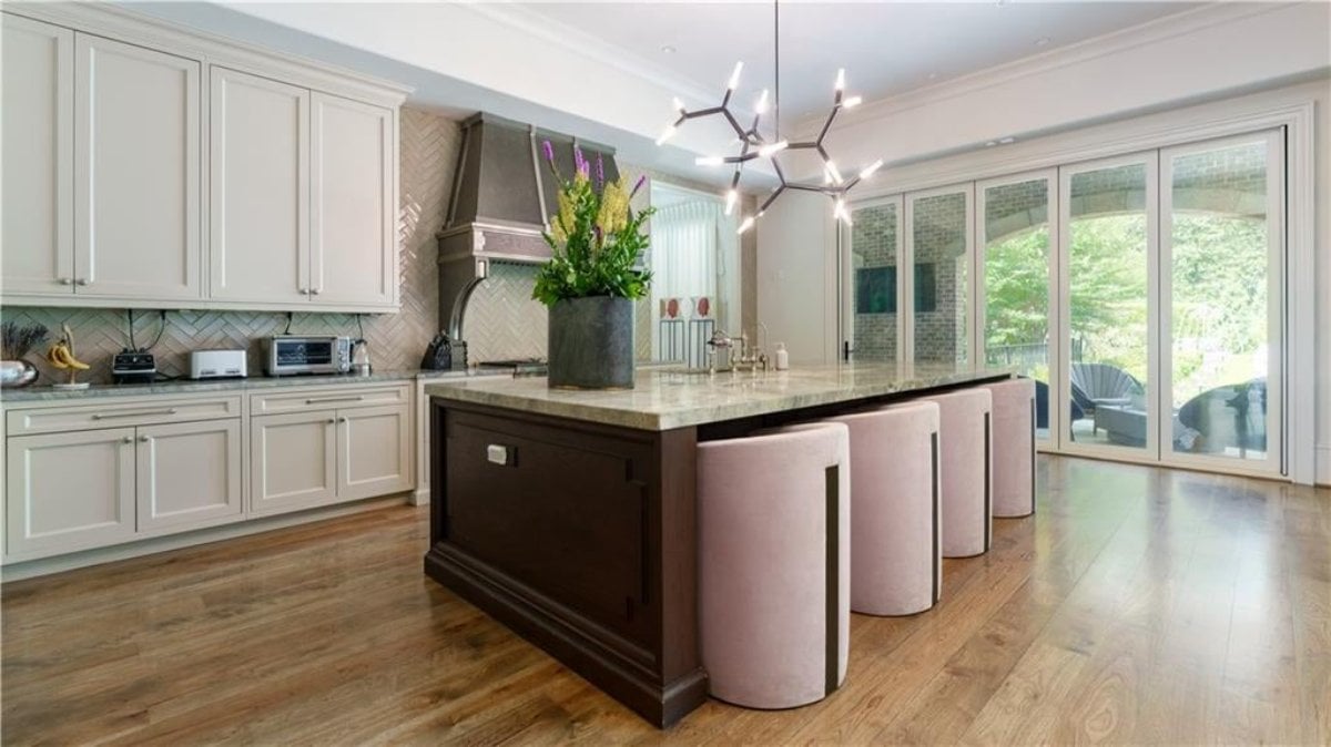 21,314 Sq. Ft. Mansion in Atlanta, GA ($18,000,000)