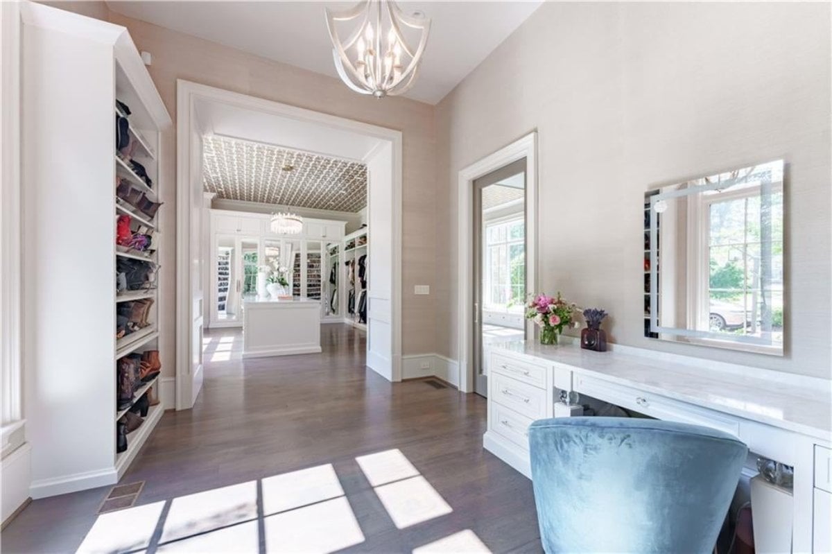 21,314 Sq. Ft. Mansion in Atlanta, GA ($18,000,000)