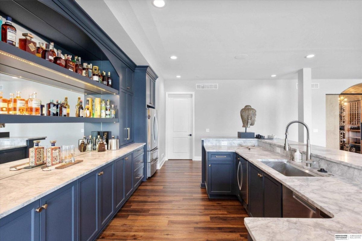 7,847 Sq. Ft. Mansion in Bennington, NE ($2,985,000)