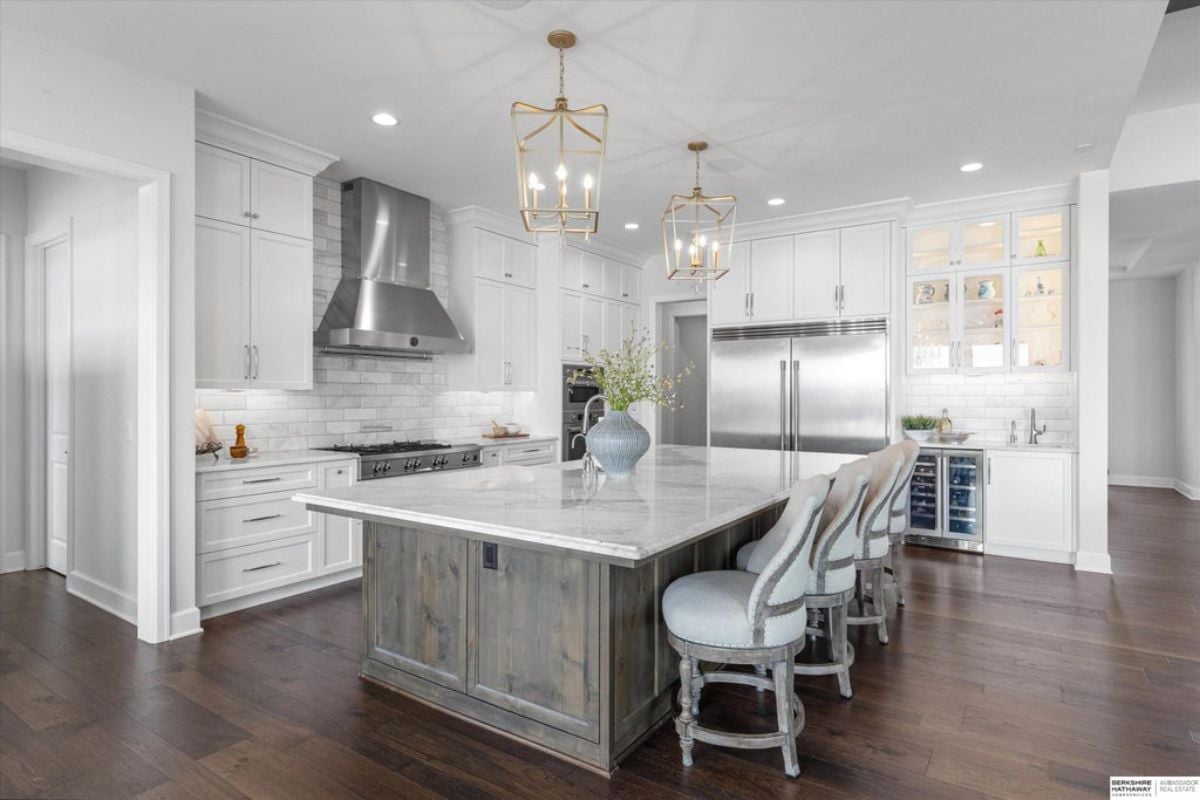 7,847 Sq. Ft. Mansion in Bennington, NE ($2,985,000)