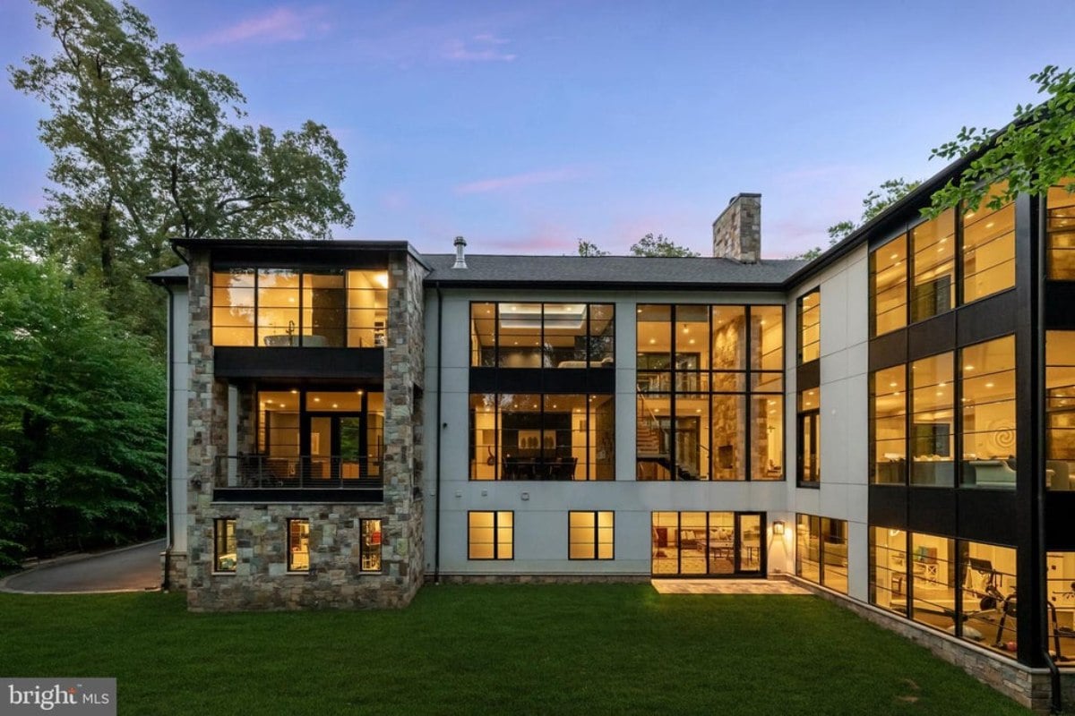 12,700 Sq. Ft. Mansion in Bethesda, MD ($6,750,000)