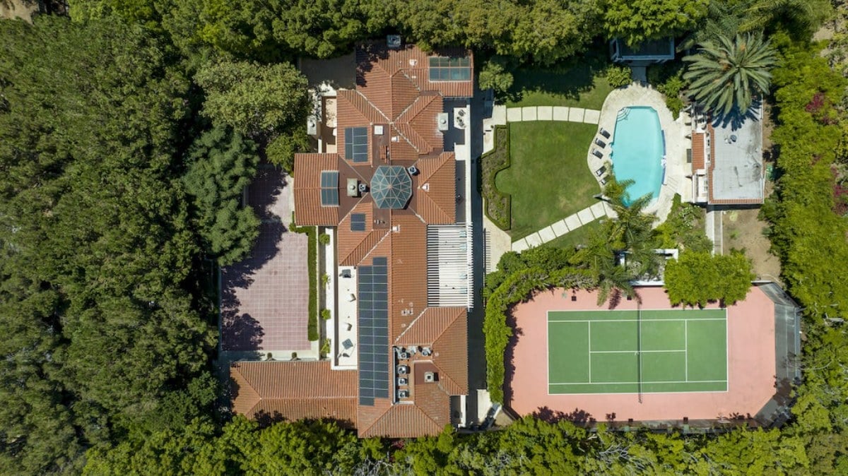 13,404 Sq. Ft. Mansion in Beverly Hills, CA ($26,800,000)