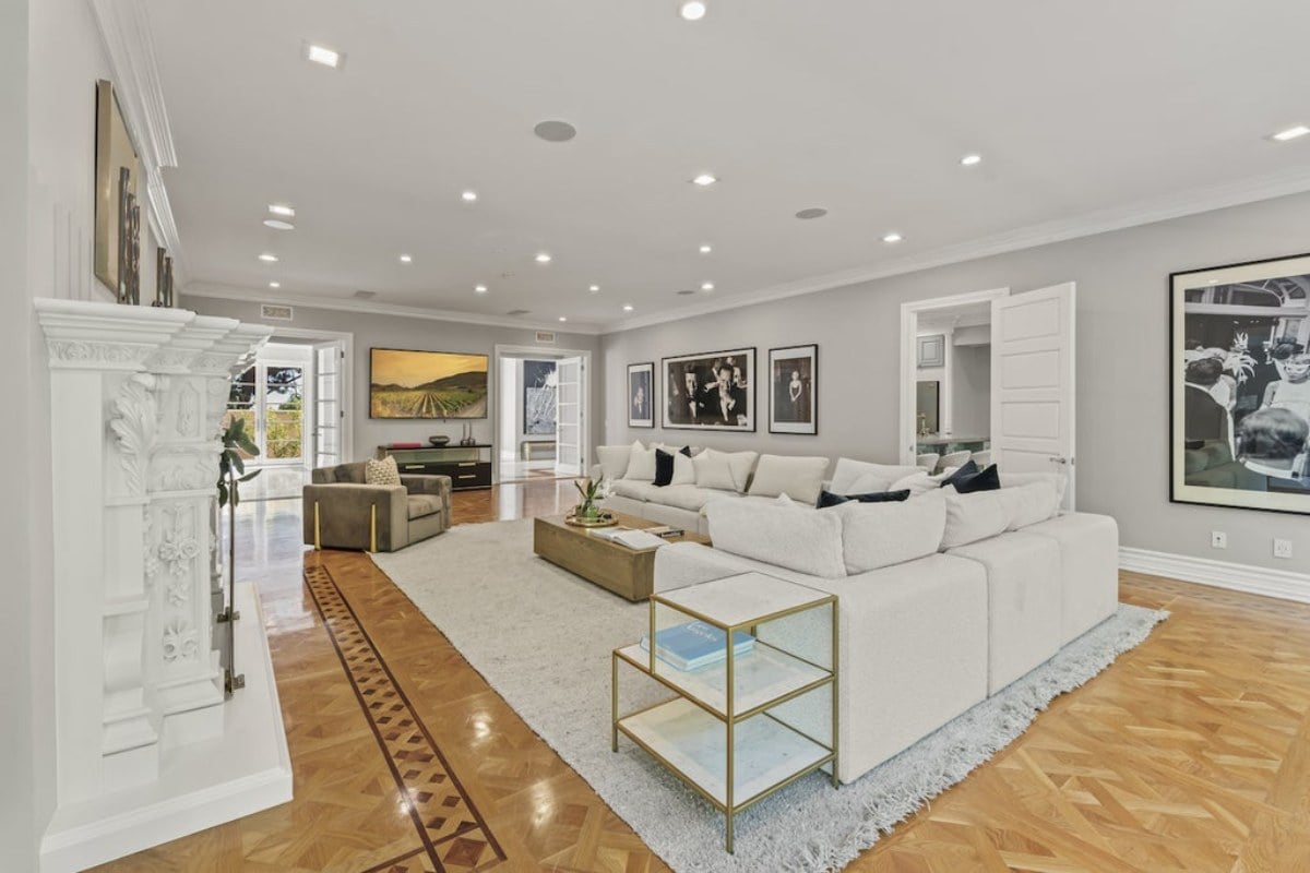 13,404 Sq. Ft. Mansion in Beverly Hills, CA ($26,800,000)