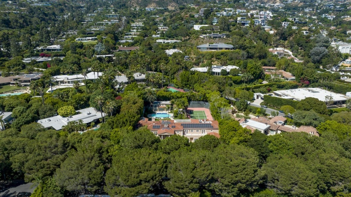 13,404 Sq. Ft. Mansion in Beverly Hills, CA ($26,800,000)