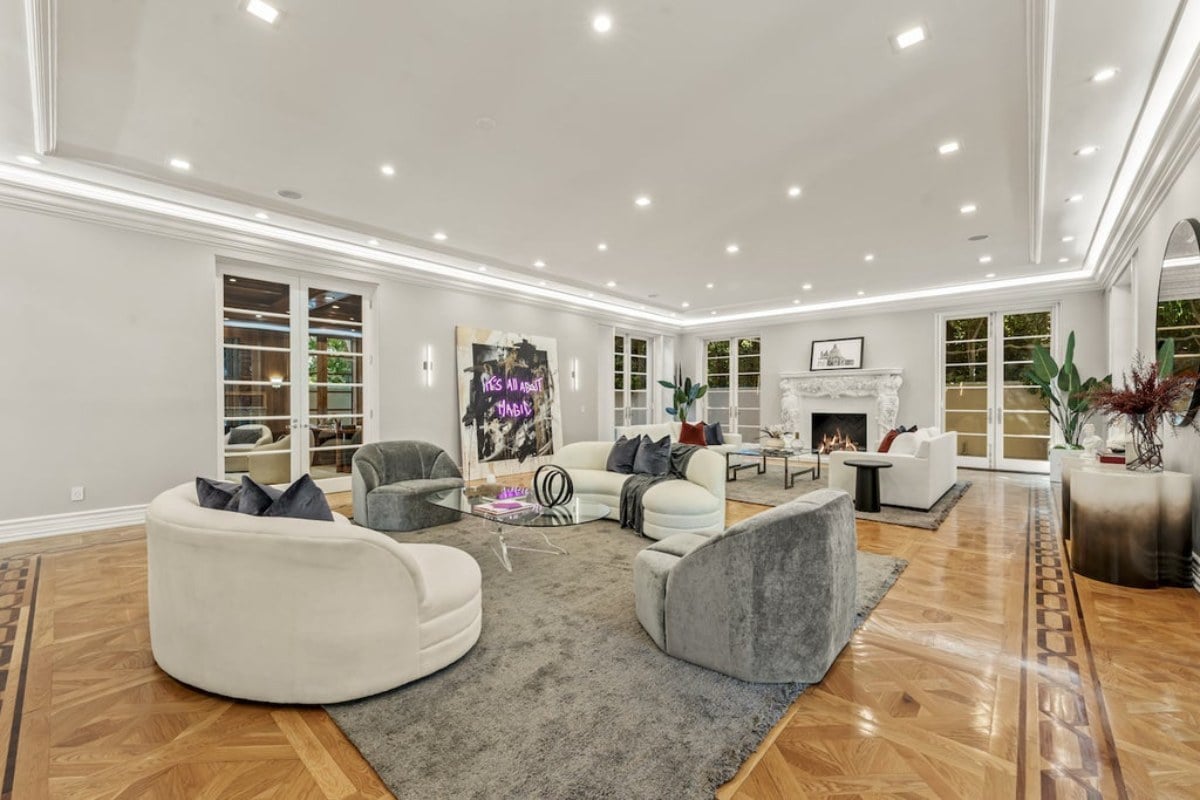 13,404 Sq. Ft. Mansion in Beverly Hills, CA ($26,800,000)