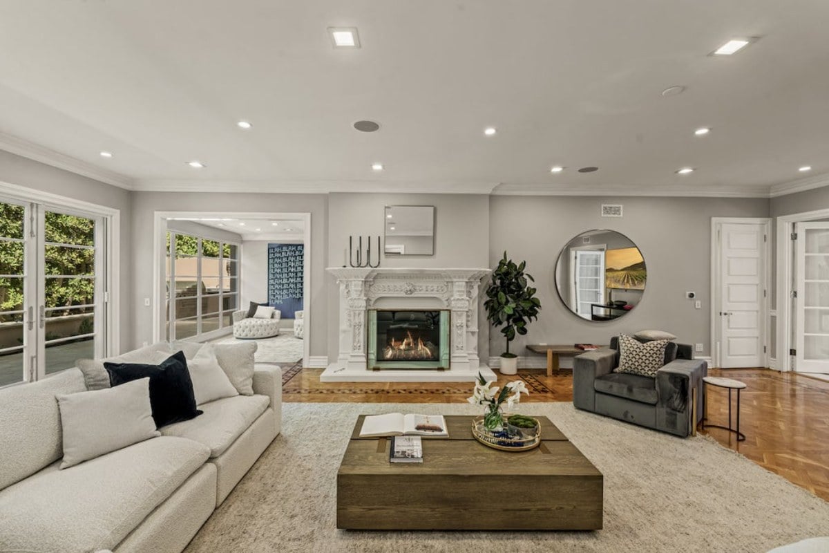 13,404 Sq. Ft. Mansion in Beverly Hills, CA ($26,800,000)