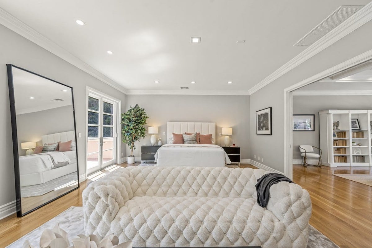 13,404 Sq. Ft. Mansion in Beverly Hills, CA ($26,800,000)