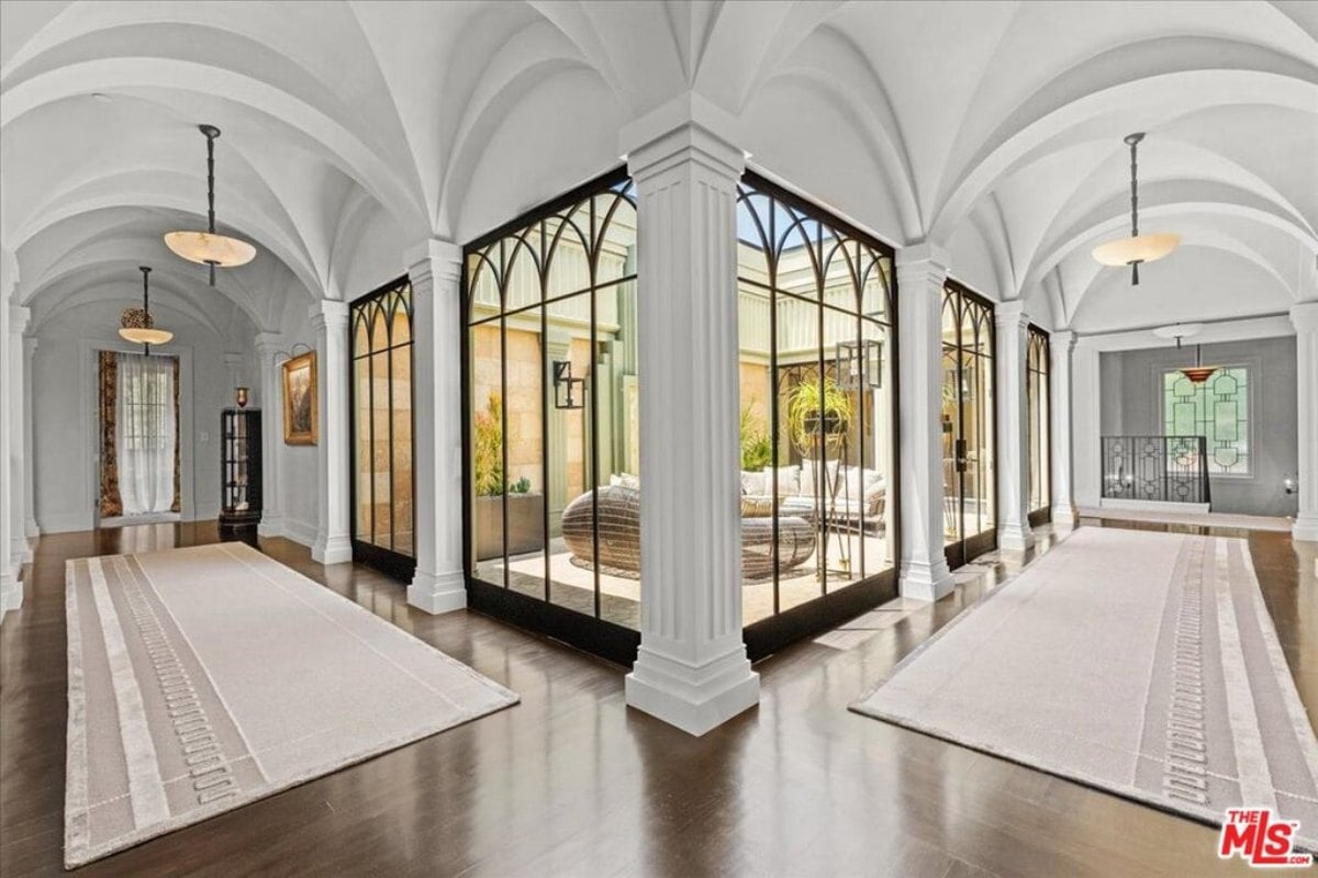 19,474 Sq. Ft. Mansion in Beverly Hills, CA ($39,995,000)