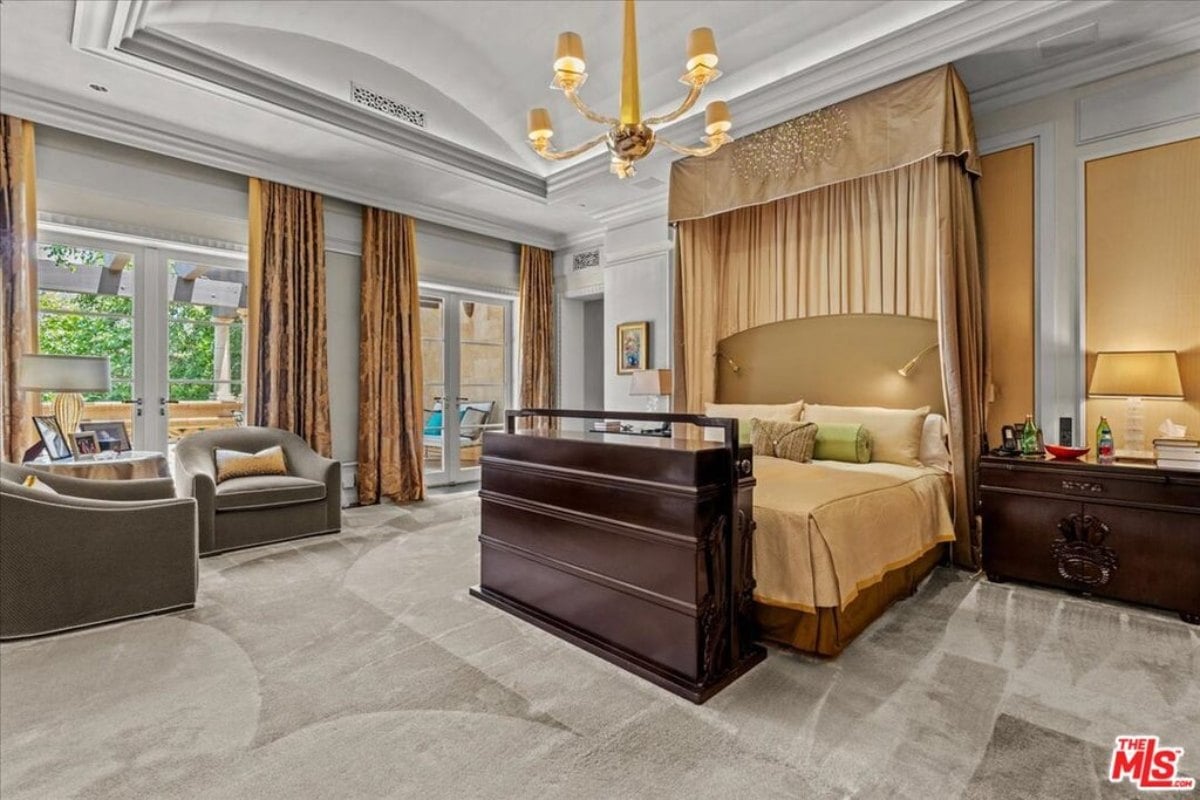 19,474 Sq. Ft. Mansion in Beverly Hills, CA ($39,995,000)