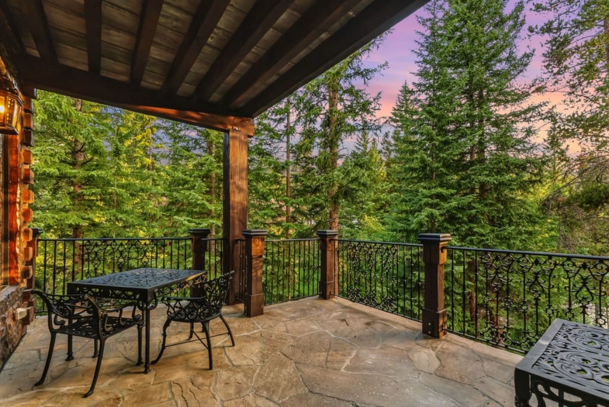 9,026 Sq. Ft. Mansion in Breckenridge, CO ($8,500,000)
