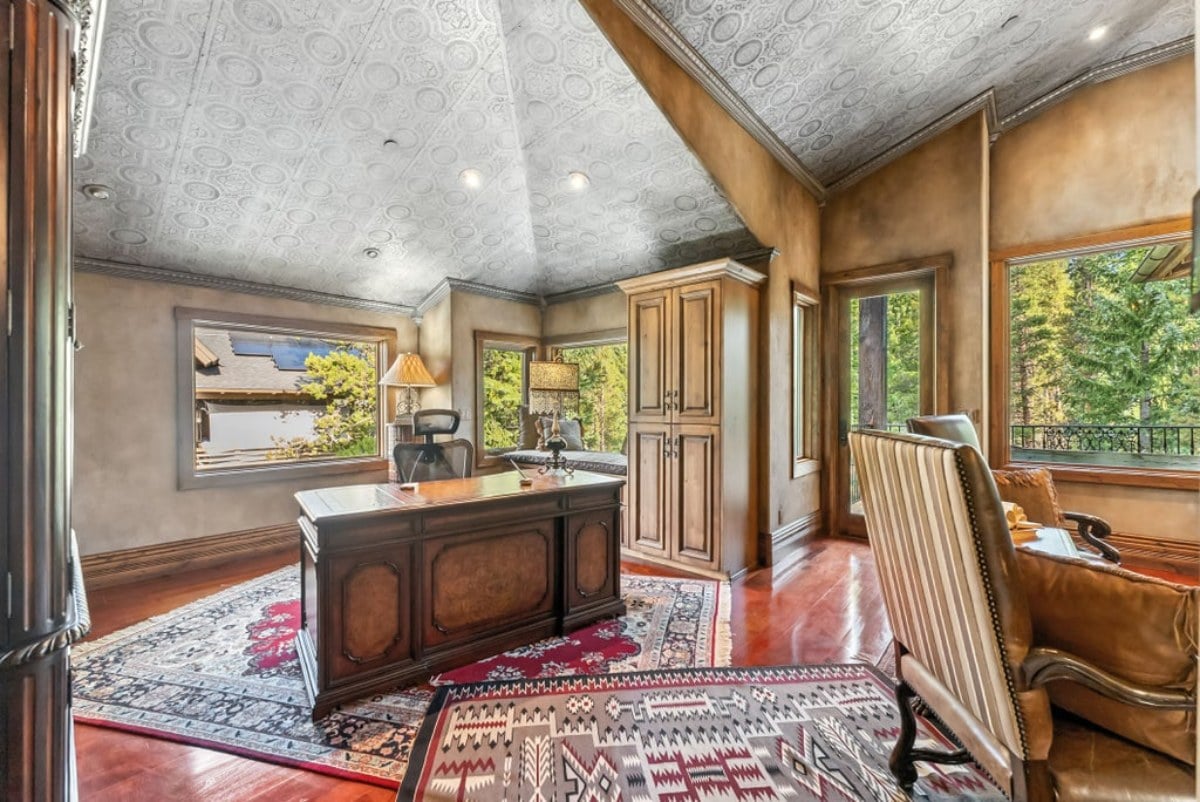 9,026 Sq. Ft. Mansion in Breckenridge, CO ($8,500,000)