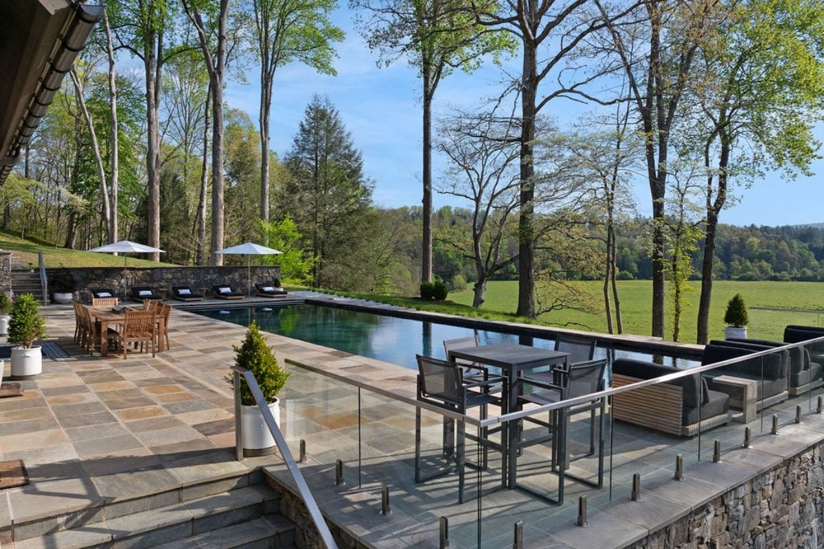 6,140 Sq. Ft. Mansion in Brevard, NC ($17,900,000)