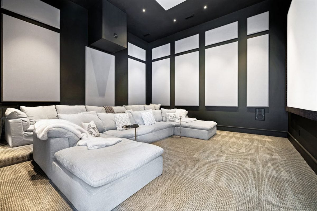 6,140 Sq. Ft. Mansion in Brevard, NC ($17,900,000)