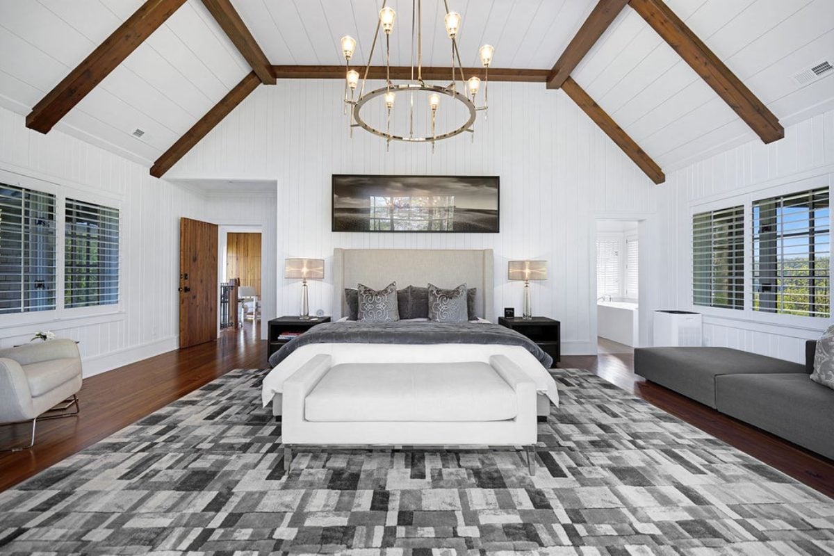 6,140 Sq. Ft. Mansion in Brevard, NC ($17,900,000)