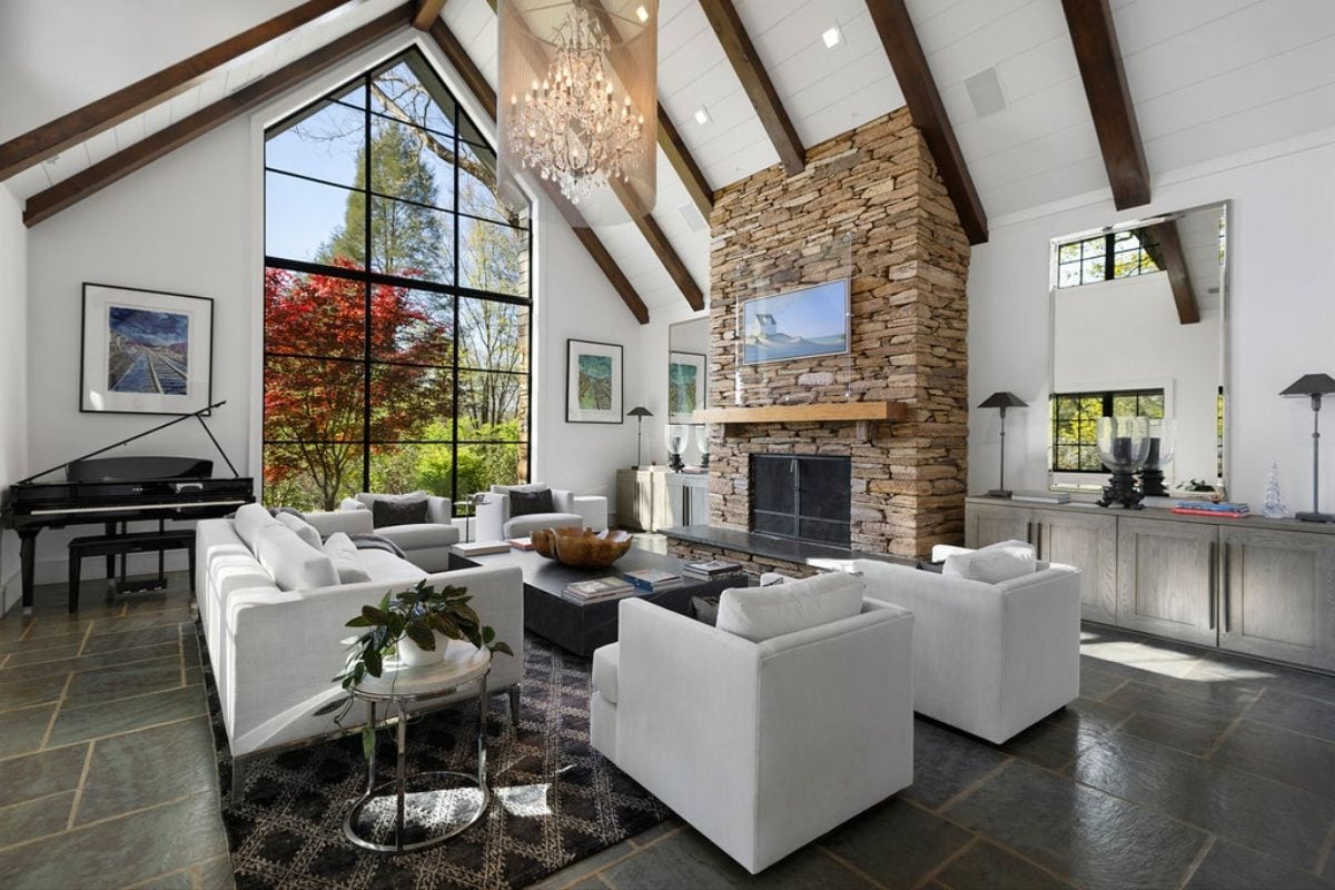 6,140 Sq. Ft. Mansion in Brevard, NC ($17,900,000)