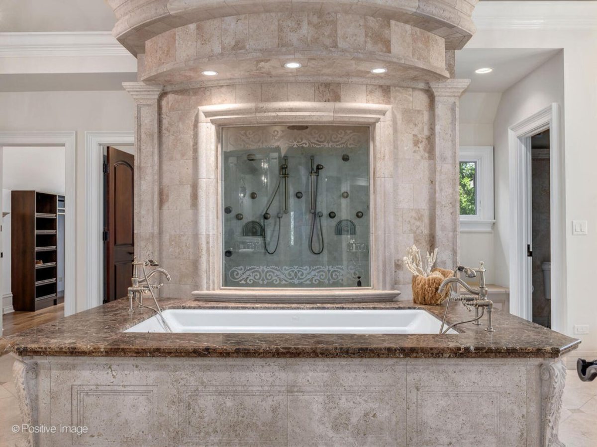 14,600 Sq. Ft. Mansion in Burr Ridge, IL ($4,950,000)