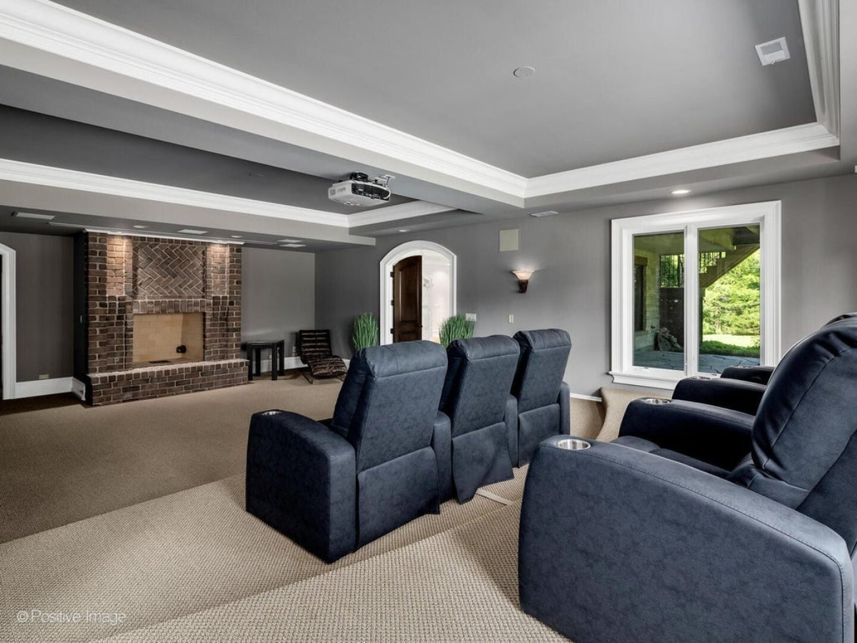 14,600 Sq. Ft. Mansion in Burr Ridge, IL ($4,950,000)