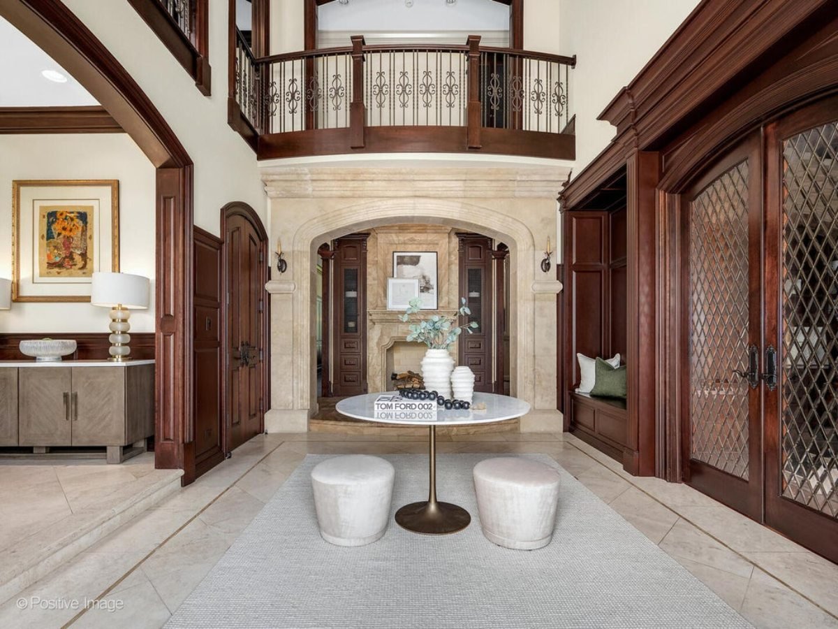 14,600 Sq. Ft. Mansion in Burr Ridge, IL ($4,950,000)