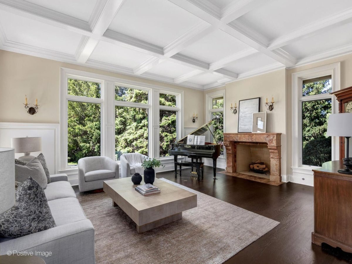14,600 Sq. Ft. Mansion in Burr Ridge, IL ($4,950,000)
