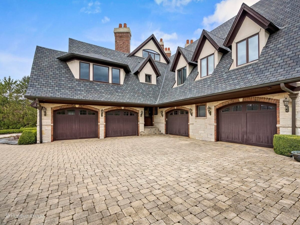 14,600 Sq. Ft. Mansion in Burr Ridge, IL ($4,950,000)