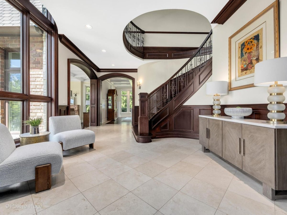 14,600 Sq. Ft. Mansion in Burr Ridge, IL ($4,950,000)