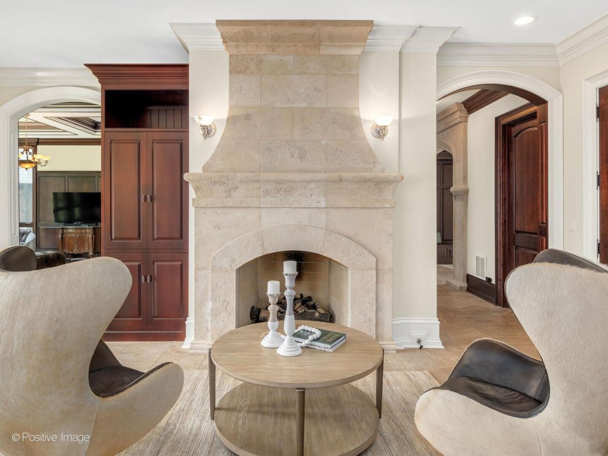 14,600 Sq. Ft. Mansion in Burr Ridge, IL ($4,950,000)