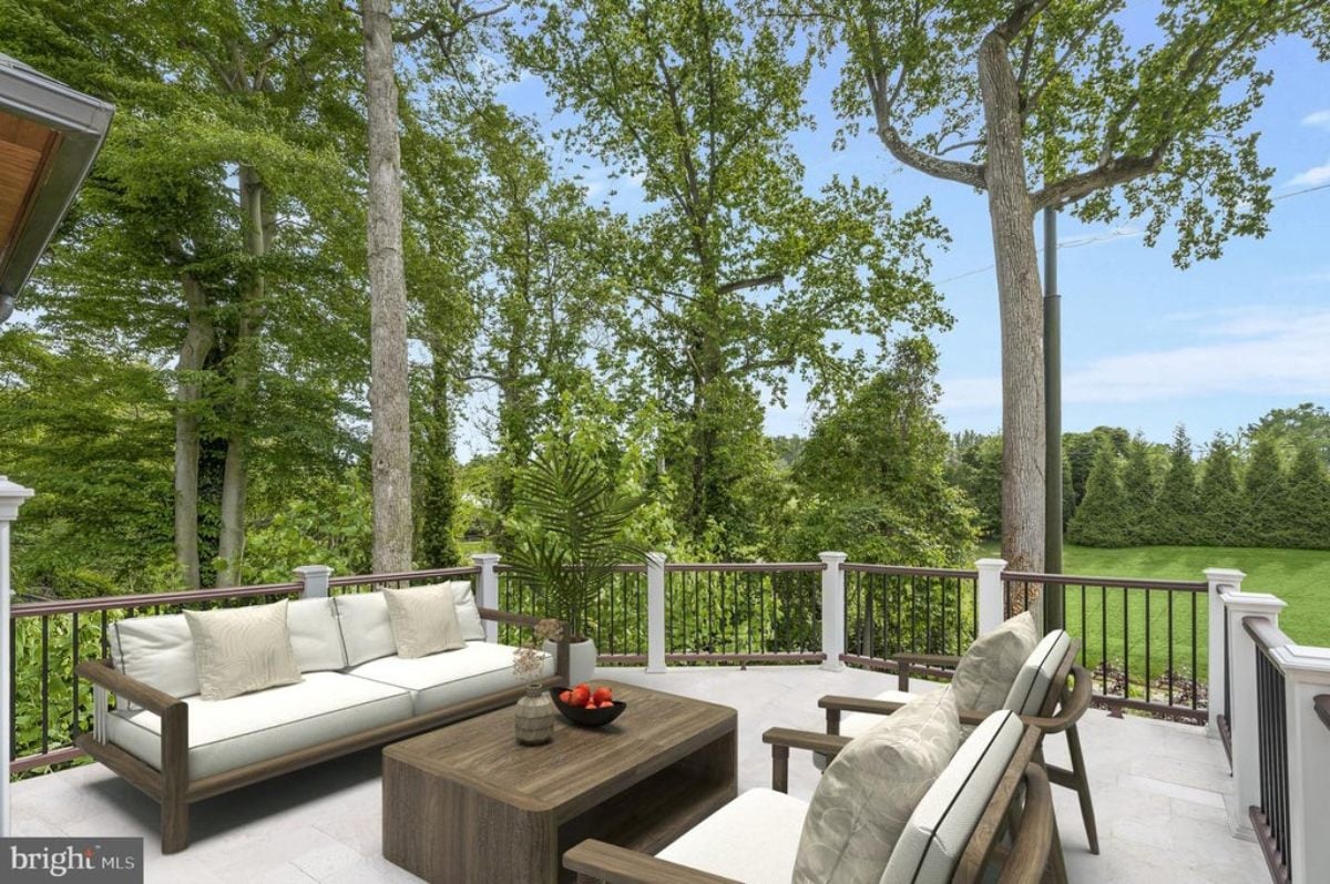8,532 Sq. Ft. Mansion in Chevy Chase, MD ($7,490,000)