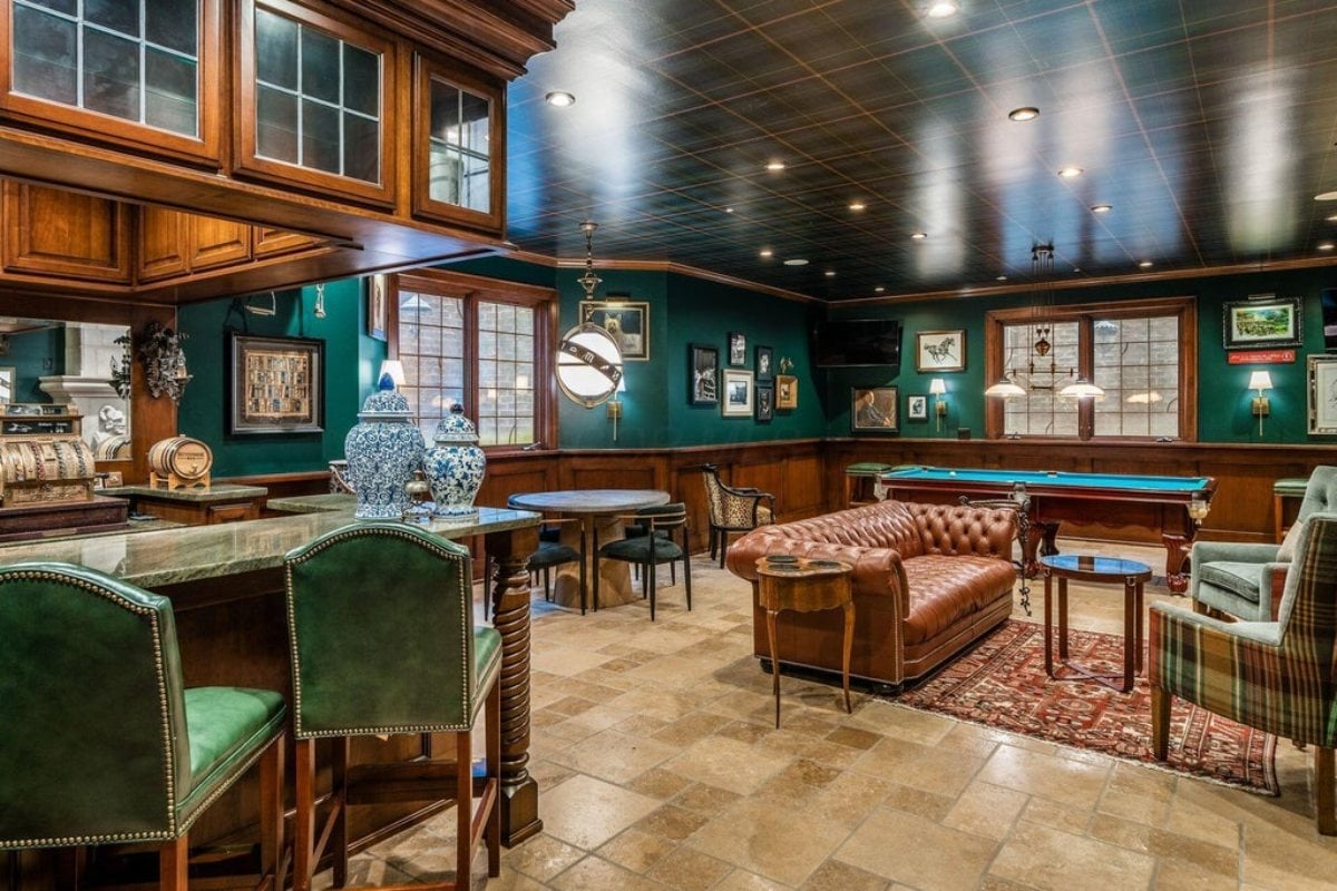 8,416 Sq. Ft. Mansion in Columbus, OR ($3,999,000)