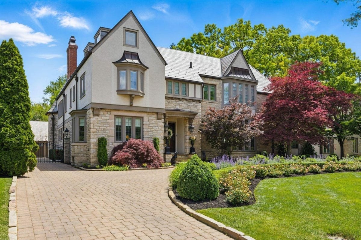 8,416 Sq. Ft. Mansion in Columbus, OR ($3,999,000)