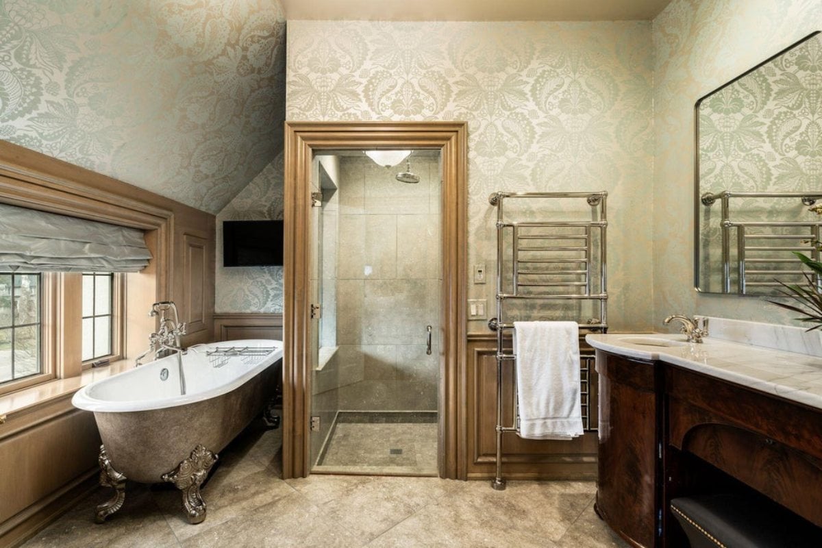 8,416 Sq. Ft. Mansion in Columbus, OR ($3,999,000)
