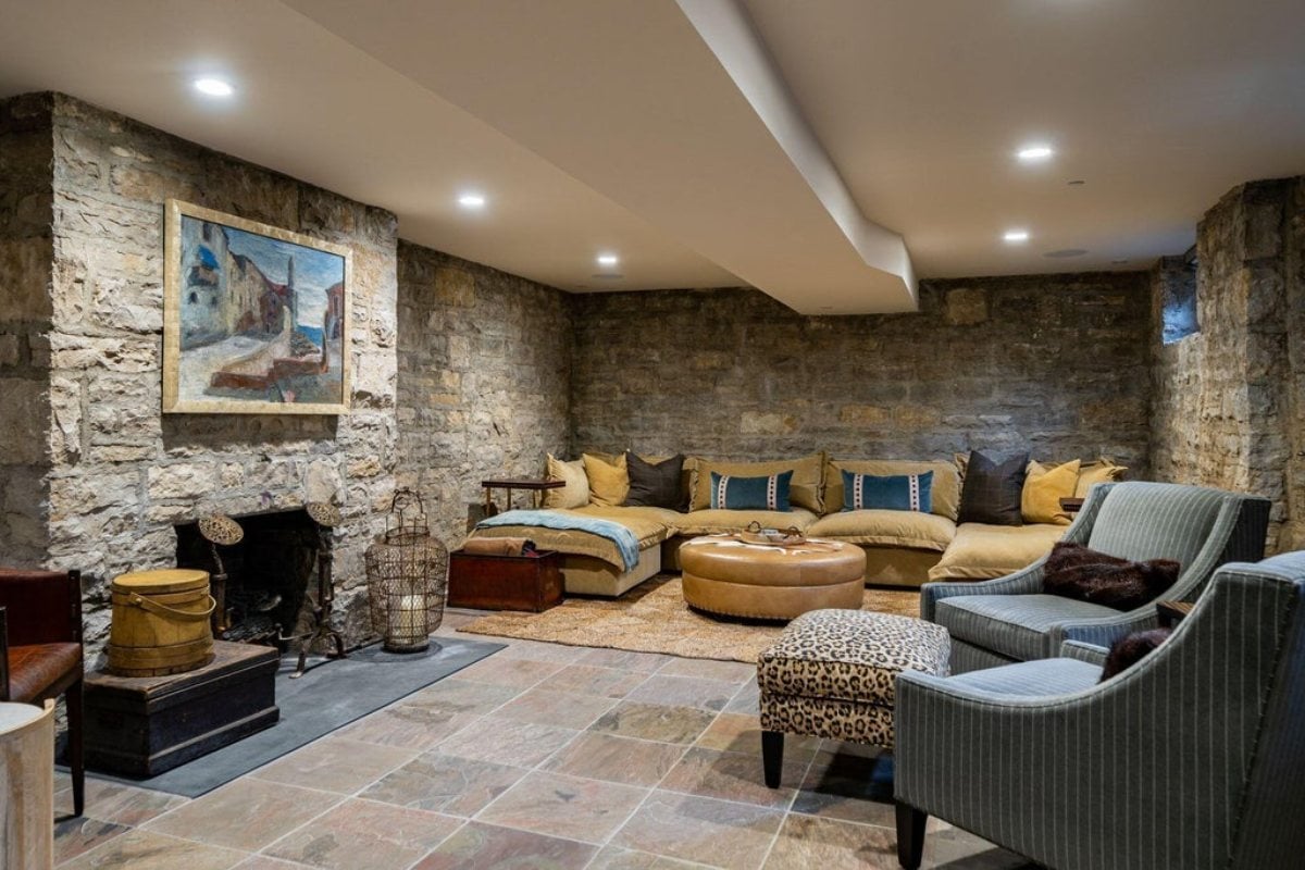 8,416 Sq. Ft. Mansion in Columbus, OR ($3,999,000)