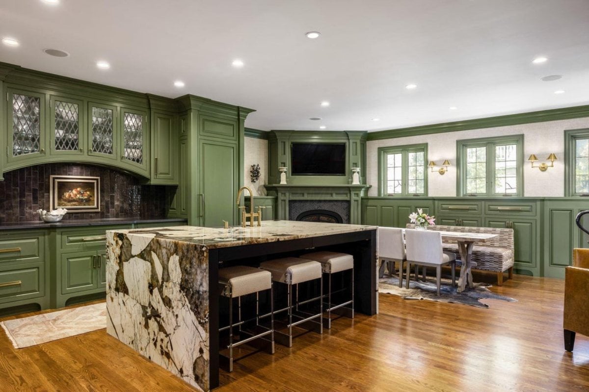8,416 Sq. Ft. Mansion in Columbus, OR ($3,999,000)