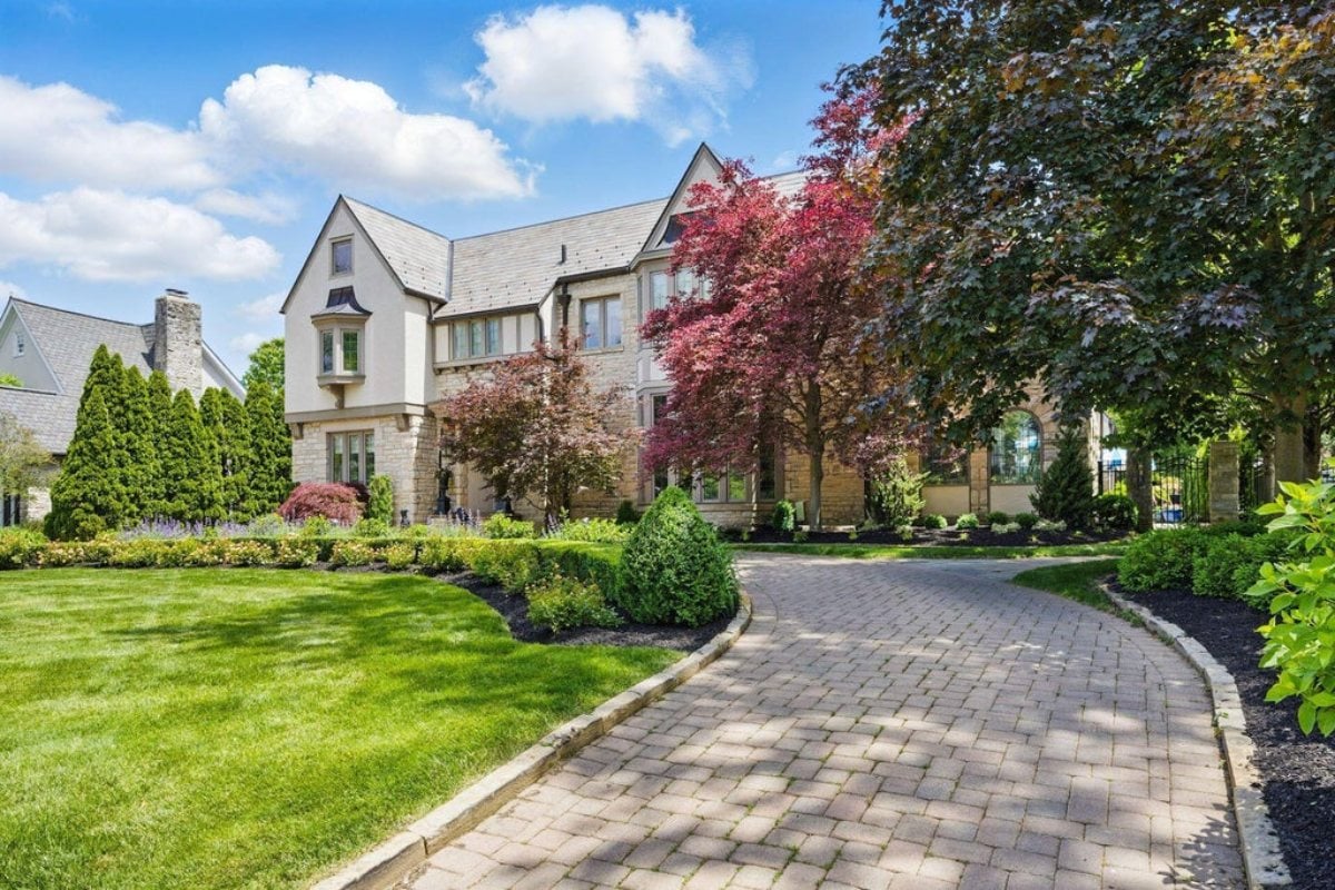8,416 Sq. Ft. Mansion in Columbus, OR ($3,999,000)